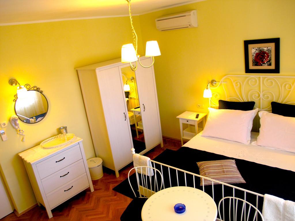 House Rozi Hotel Palit Exterior foto