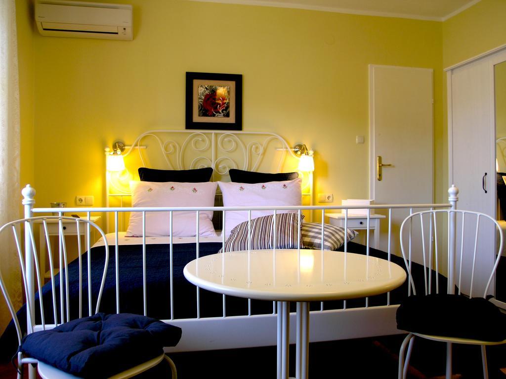 House Rozi Hotel Palit Cameră foto
