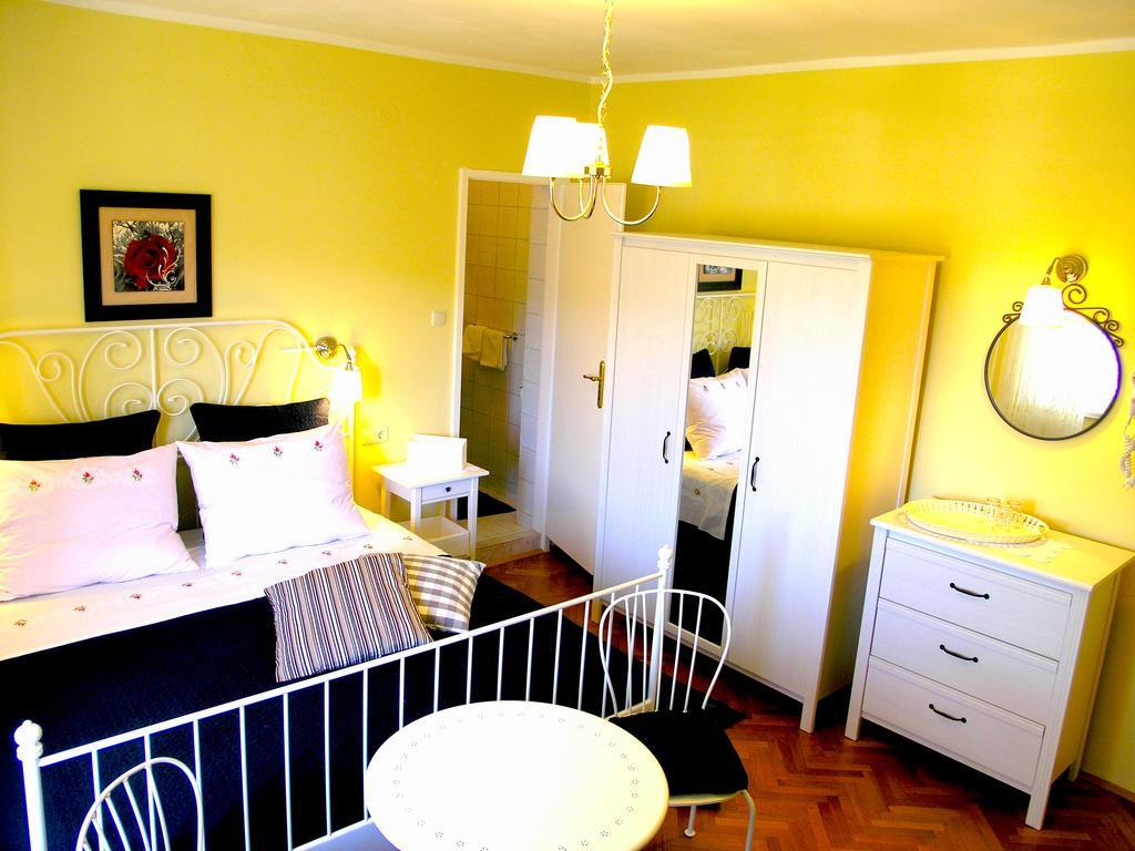 House Rozi Hotel Palit Exterior foto