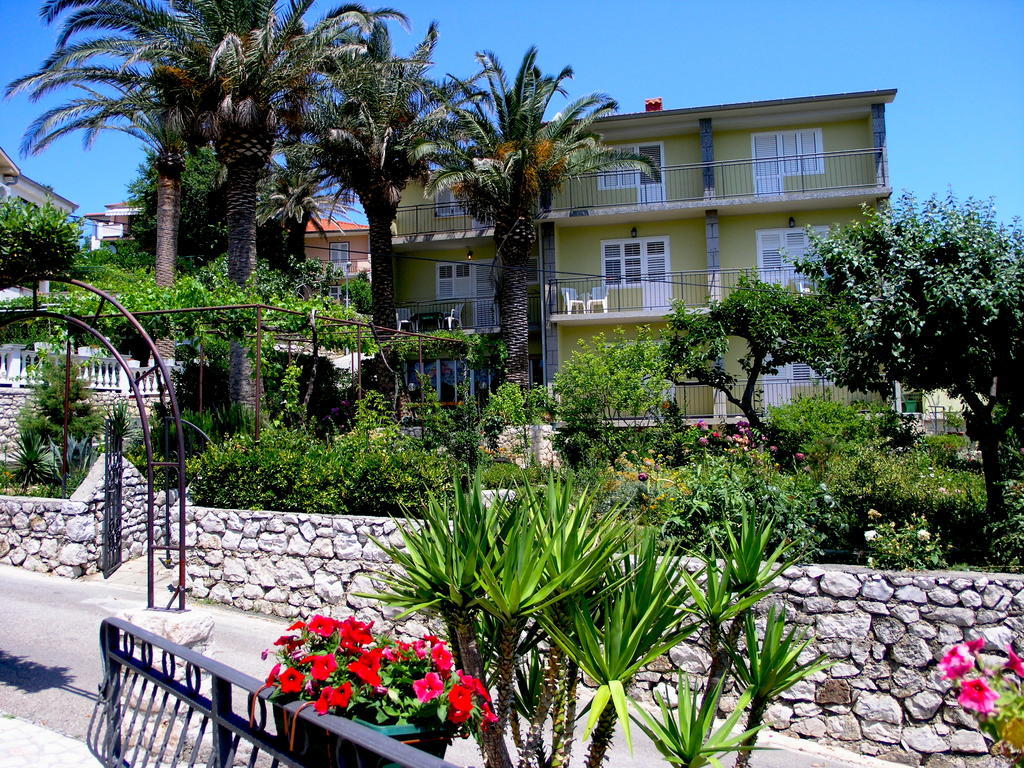 House Rozi Hotel Palit Exterior foto